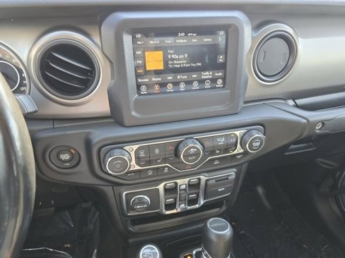 Used 2020 Jeep Gladiator Sport w/ Quick Order Package 24S image 36