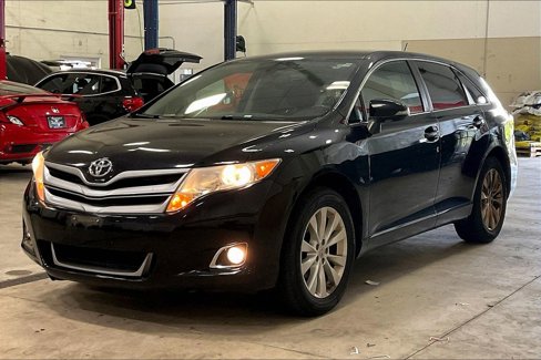 Used 2013 Toyota Venza XLE image 12