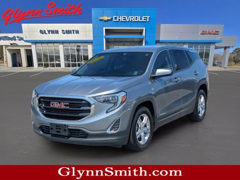 Used 2020 GMC Terrain SLE image 1