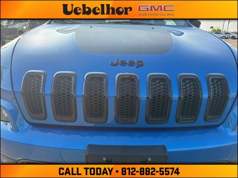 Used 2017 Jeep Cherokee Sport image 13