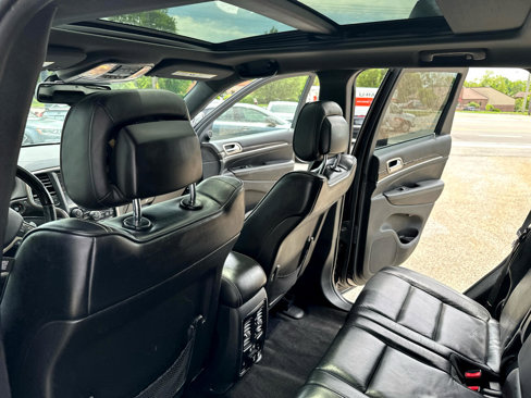 Used 2015 Jeep Grand Cherokee Overland w/ Advanced Technology Group image 23