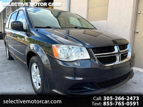 Used 2013 Dodge Grand Caravan SXT image 1