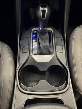 Used 2018 Hyundai Santa Fe Sport image 21