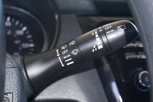 Used 2016 Nissan Rogue S image 38