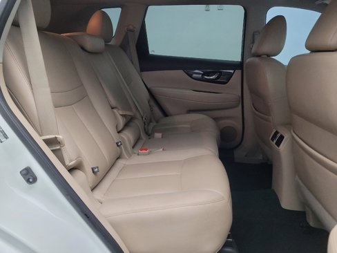 Used 2017 Nissan Rogue SL w/ SL Premium Package image 19