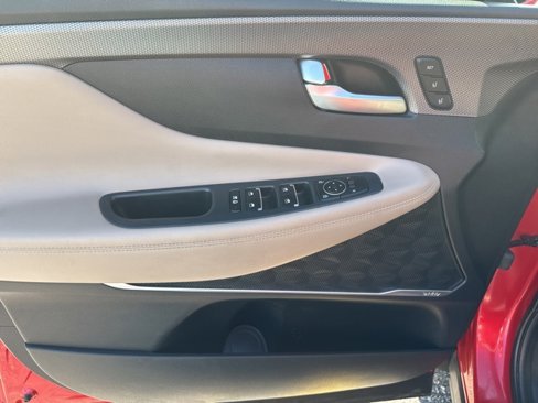 Used 2020 Hyundai Santa Fe Limited image 10