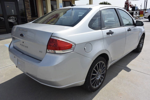 Used 2009 Ford Focus SE image 5