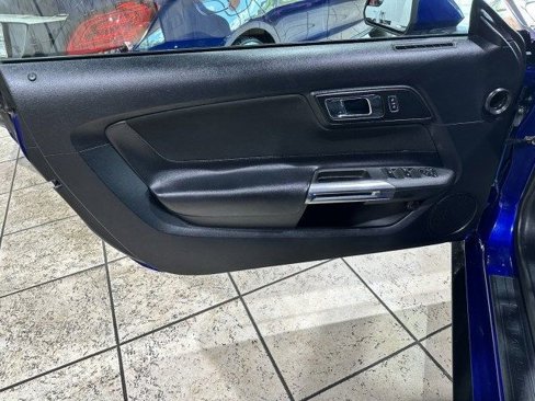Used 2016 Ford Mustang Convertible w/ Equipment Group 051A image 9