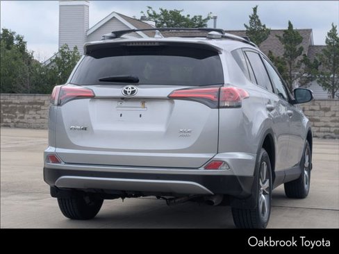 Used 2017 Toyota RAV4 XLE image 5