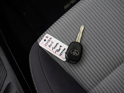 Used 2015 Toyota RAV4 XLE image 26