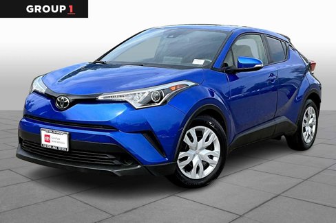 Used 2019 Toyota C-HR LE image 1