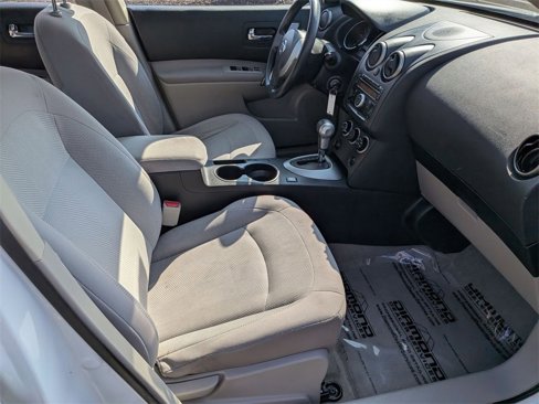Used 2014 Nissan Rogue S image 27