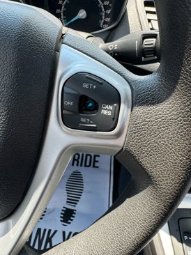 Used 2018 Ford Fiesta SE image 35