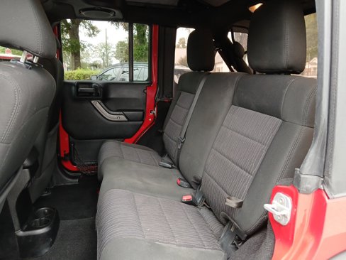 Used 2012 Jeep Wrangler Unlimited Sport image 10