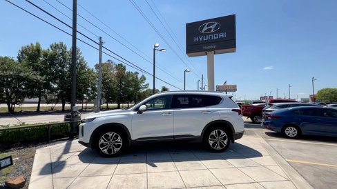Used 2020 Hyundai Santa Fe Limited image 4