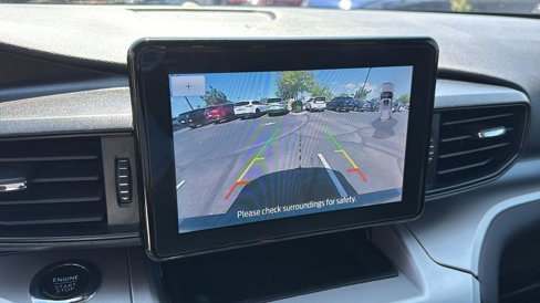 Used 2022 Ford Explorer XLT image 15