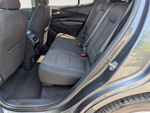Used 2021 Chevrolet Equinox LT image 23