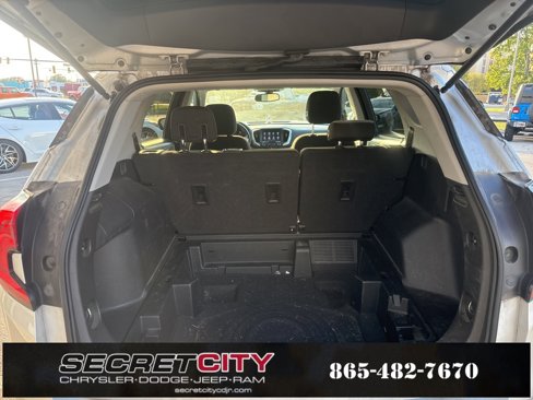 Used 2018 GMC Terrain SLE w/ Driver Convenience Package image 14