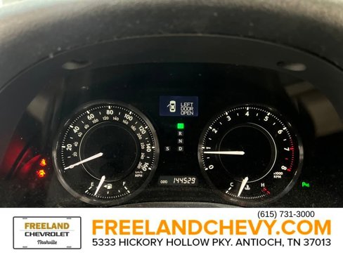 Used 2010 Lexus IS 350C image 14