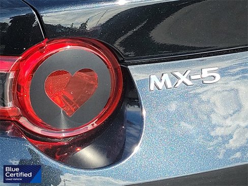 Used 2021 MAZDA MX-5 Miata Sport image 21