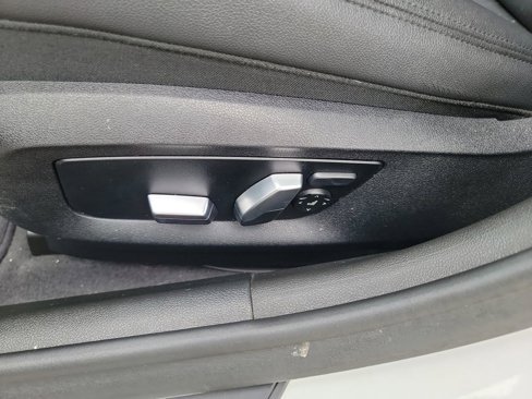 Used 2019 BMW 530i xDrive image 23