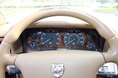 Used 1997 Jaguar XJ6 image 19