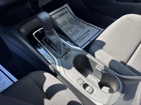 Used 2023 Toyota Corolla LE image 24