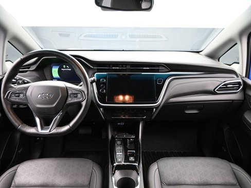 Used 2023 Chevrolet Bolt LT w/ Infotainment Package image 25