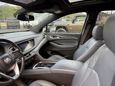 Used 2022 Buick Enclave Essence w/ Experience Buick Package image 15