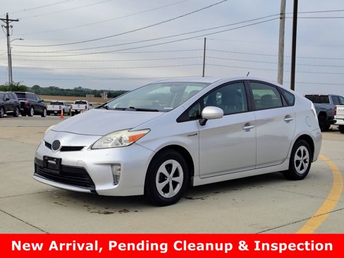 Used 2015 Toyota Prius Three image 1