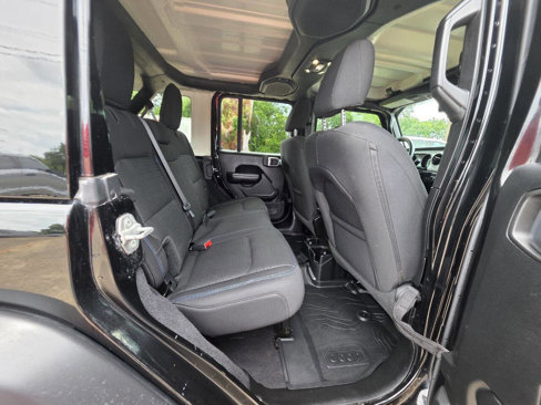 Used 2021 Jeep Wrangler Islander image 29