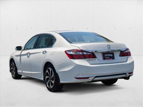 Used 2017 Honda Accord EX-L image 8