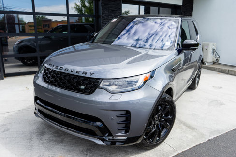 Used 2021 Land Rover Discovery S R-Dynamic image 4