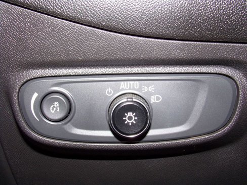 Used 2022 Chevrolet Equinox LT image 27