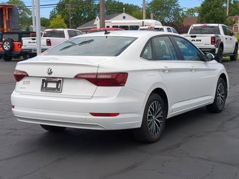 Used 2021 Volkswagen Jetta SE image 6