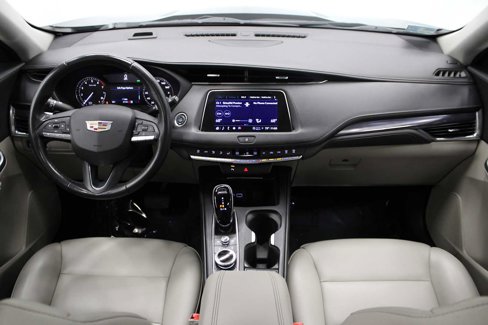 Used 2022 Cadillac XT4 Luxury w/ LPO, Onyx Lite Package image 18