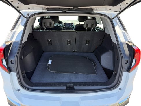 Used 2019 GMC Terrain SLT image 17