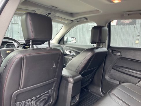 Used 2017 Chevrolet Equinox Premier image 15