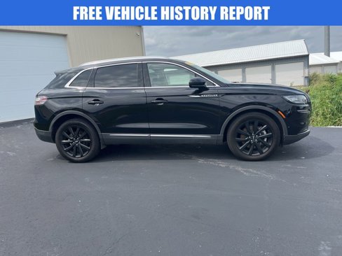 Used 2022 Lincoln Nautilus Reserve image 3