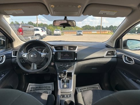 Used 2019 Nissan Sentra SR image 31