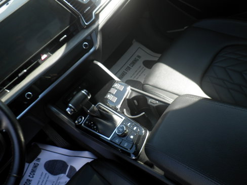 Used 2025 Kia Sportage X-Line w/ Premium Package image 21