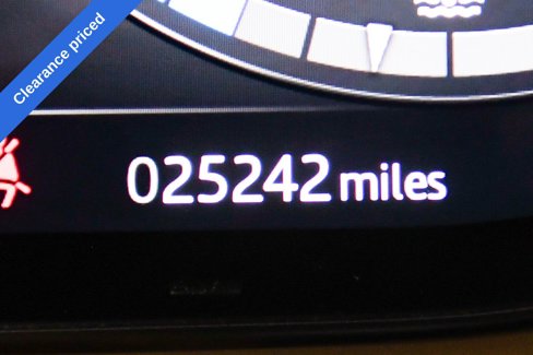 Used 2023 Land Rover Range Rover Long Wheelbase SE image 18