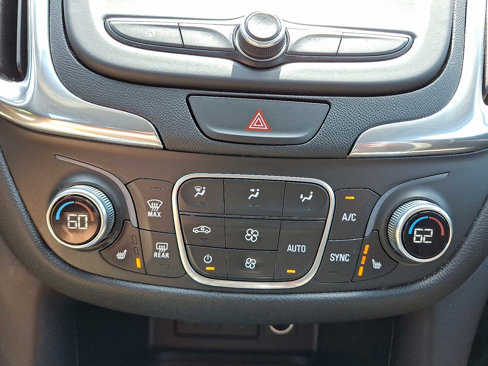 Used 2019 Chevrolet Equinox LT image 17