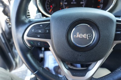 Used 2016 Jeep Grand Cherokee Laredo w/ Quick Order Package 23E image 24