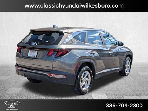 Certified 2022 Hyundai Tucson SE image 5