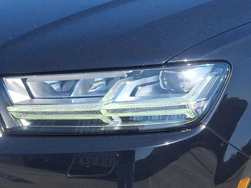 Used 2019 Audi Q7 2.0T Premium Plus w/ Premium Plus Package image 11