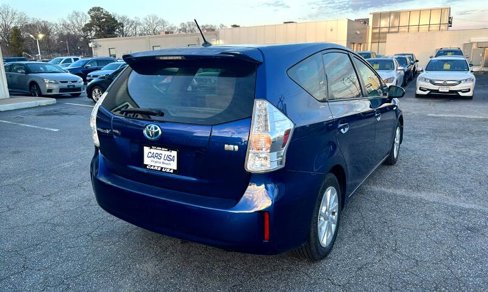 Used 2012 Toyota Prius V Two image 10