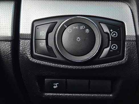 Used 2013 Ford Explorer XLT image 20