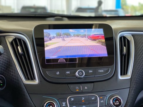 Used 2023 Chevrolet Malibu LT image 6