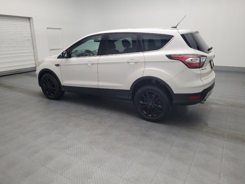 Used 2017 Ford Escape SE w/ SE Cold Weather Package image 3
